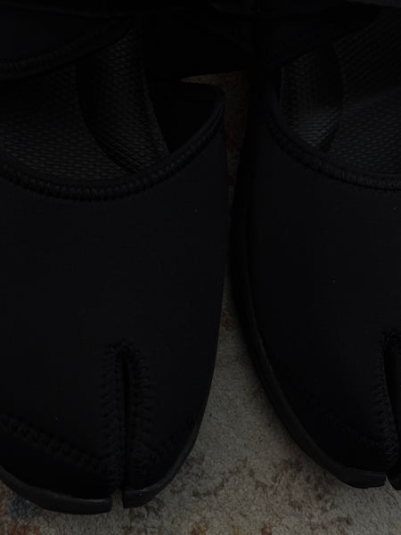 Suicoke Tabi обувки