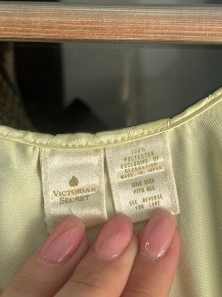 Victoria's Secret Made in Japan сатенен халат