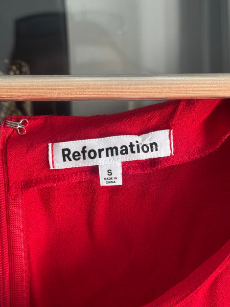 Reformation червена рокля