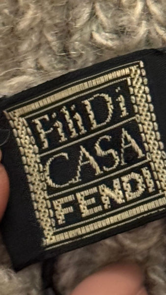 Fendi вълнен пуловер