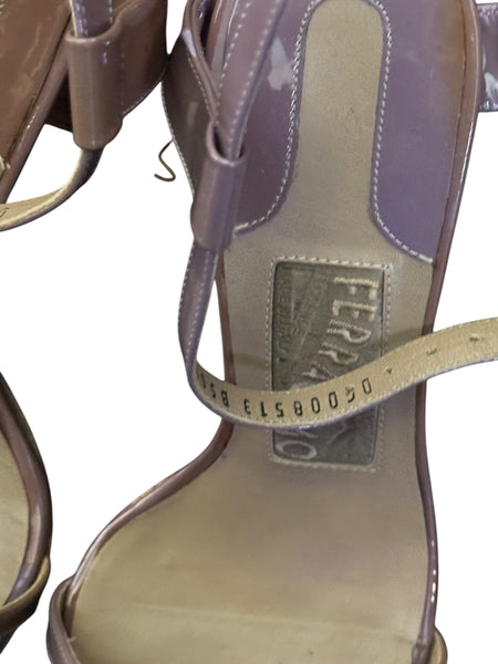 Salvatore Ferragamo обувки на ток