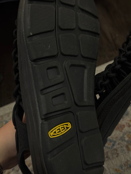 Keen обувки