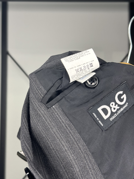 D&G suspender костюм