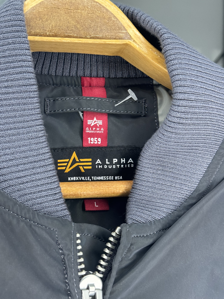 Alpha Industries яке