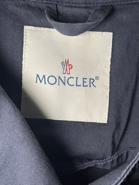 Moncler къс шлифер