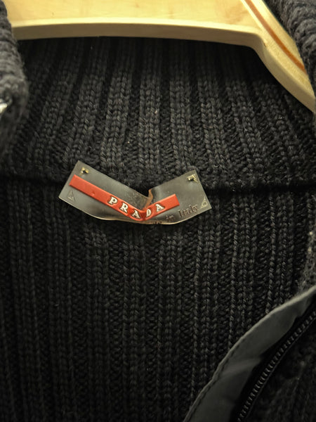 Prada вълнена жилетка с цип