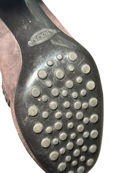 Tod’s велурени обувки на ток